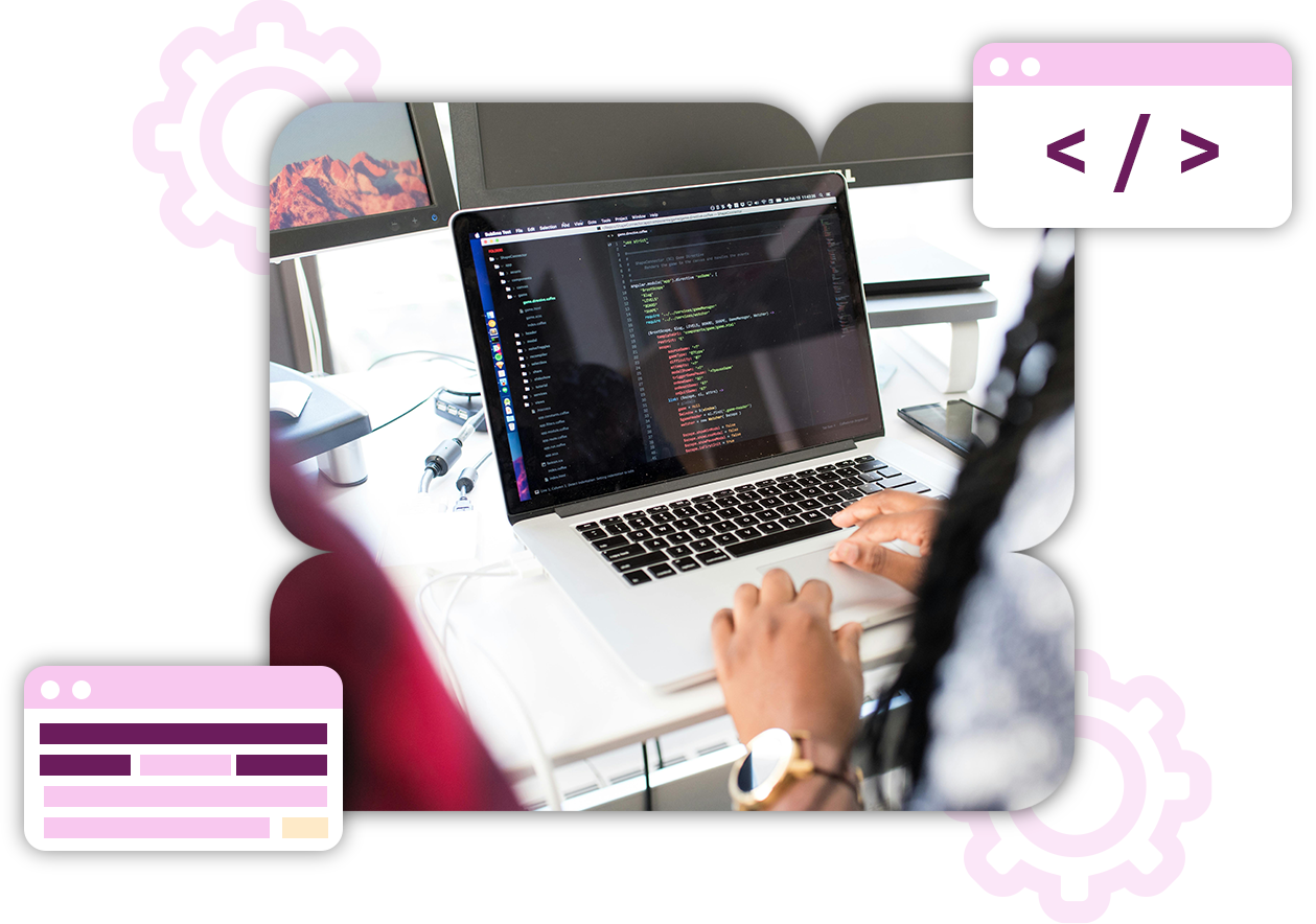3 Pessoas se olhando enquanto planejam